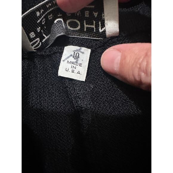 St. John Women's Santana Knit Black Pleated Tapered, Cropped Pants Pockets, 10 - Picture 3 of 9